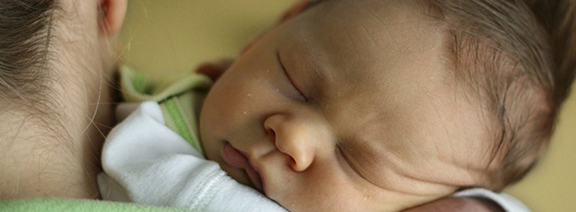 Yenidoğan Bebeklerin Uyku Düzeni